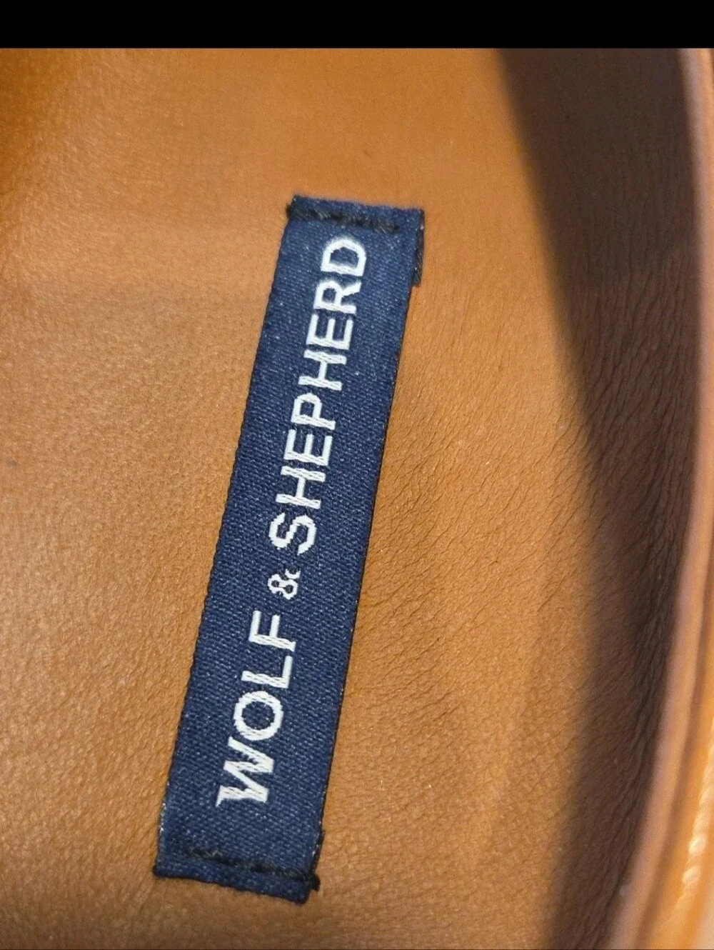 Wolf & Shepherd excellent pre